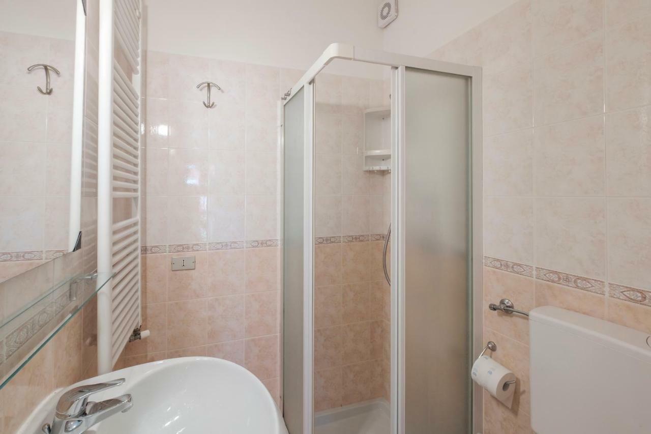 Residence Holiday Sirmione B8 Exteriör bild