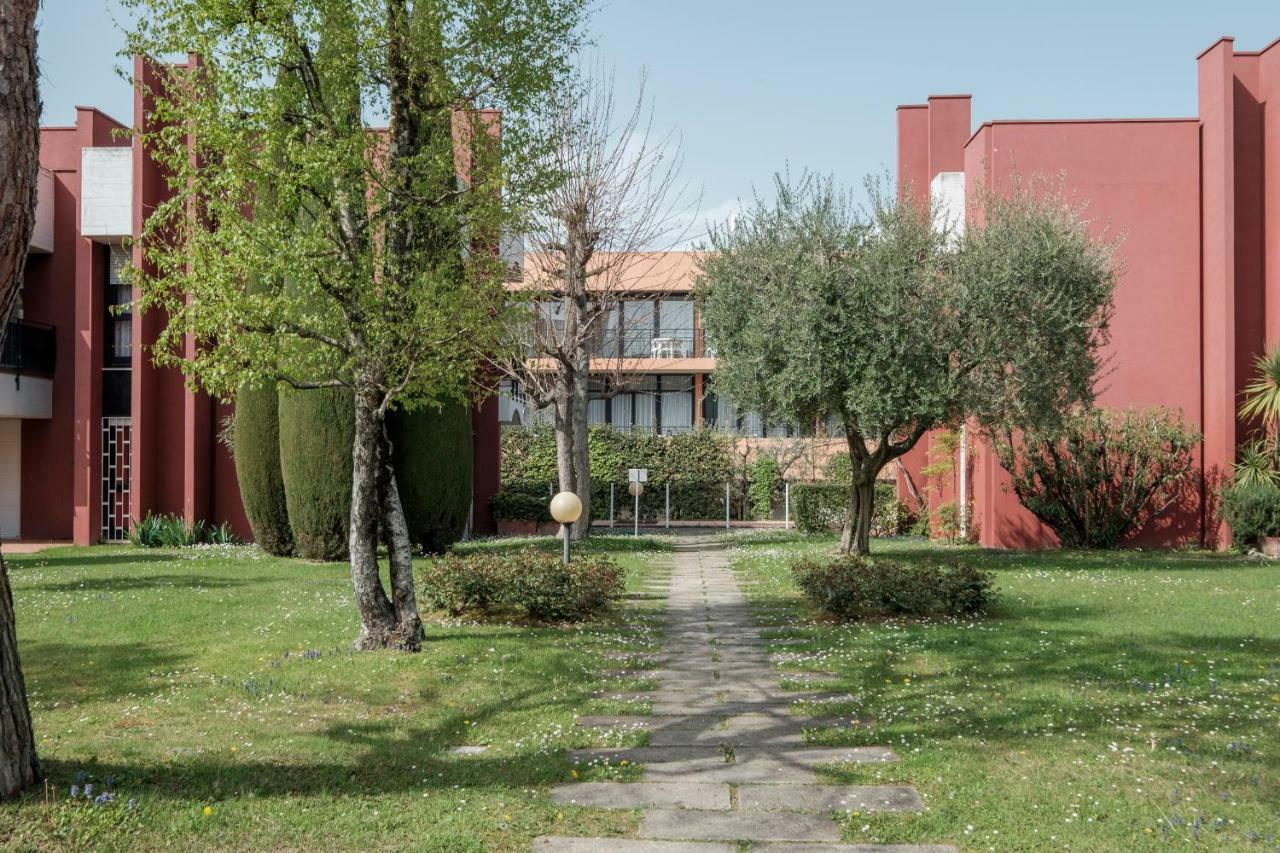 Residence Holiday Sirmione B8 Exteriör bild