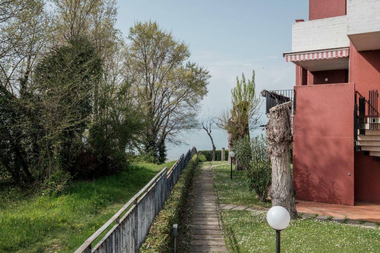 Residence Holiday Sirmione B8 Exteriör bild