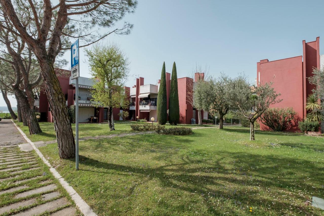 Residence Holiday Sirmione B8 Exteriör bild